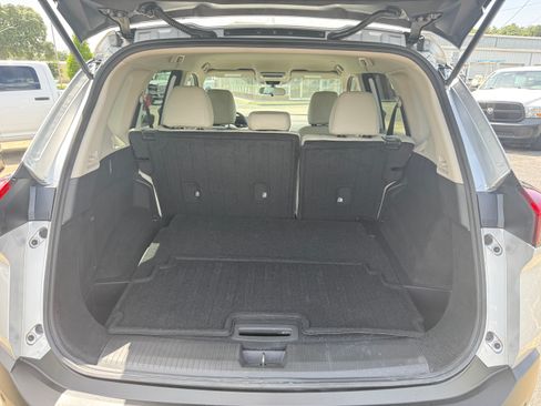 Used 2023 Nissan Rogue FWD SV image 15