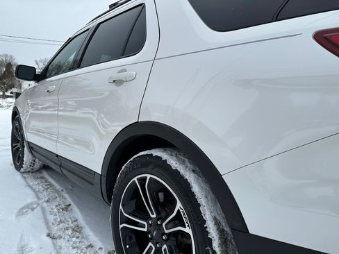 Used 2015 Ford Explorer Sport image 7