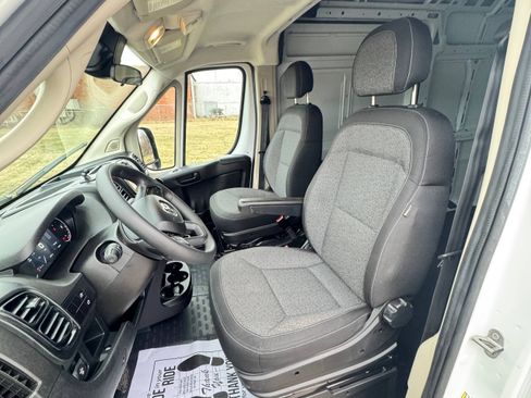 Used 2022 RAM ProMaster 2500 image 15