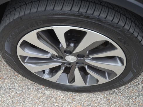Used 2017 Buick Encore AWD Preferred image 27