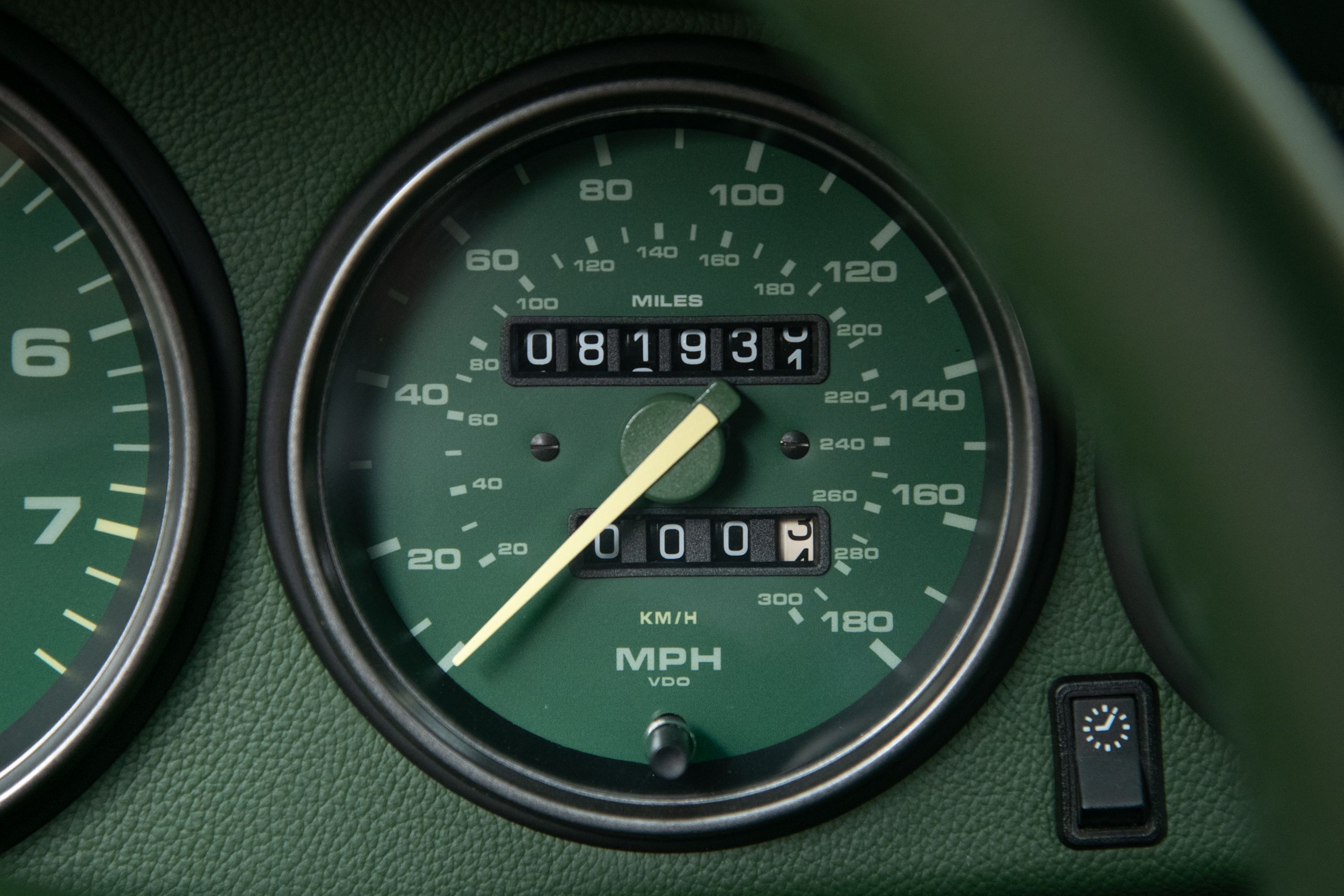 Used 1998 Porsche 911 Carrera S RWD image 42