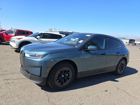 Used 2025 BMW iX xDrive50 image 17