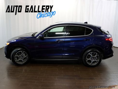Used 2019 Alfa Romeo Stelvio AWD image 10