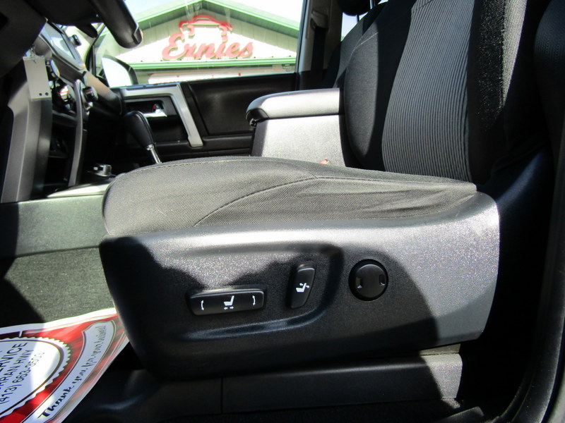 Used 2014 Toyota 4Runner 4WD image 17