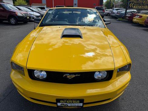 Used 2006 Ford Mustang GT Premium Convertible RWD image 23