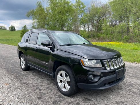 Used 2015 Jeep Compass AWD/4WD image 12