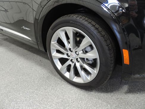 Used 2023 Buick Envision Avenir image 13