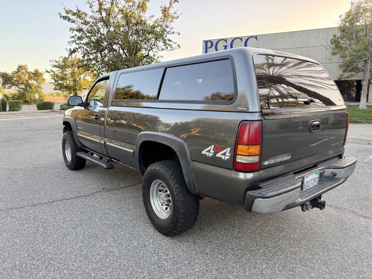 Used 2002 Chevrolet Silverado 2500 4x4 Regular Cab w/ Z71 image 9