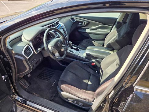 Used 2017 Nissan Murano SV image 10