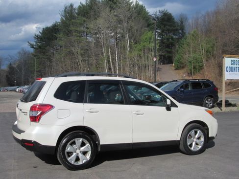 Used 2015 Subaru Forester 2.5i Premium image 7