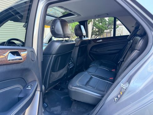 Used 2012 Mercedes-Benz ML 350 image 10
