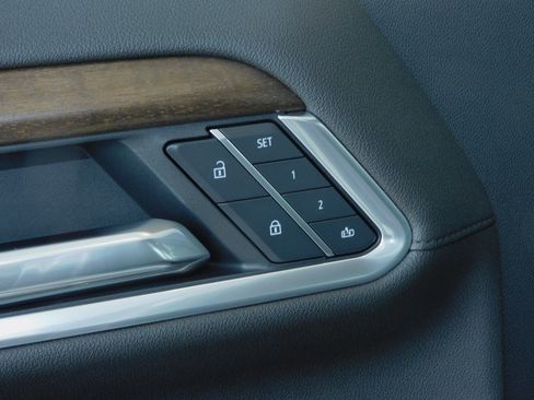 Used 2025 Chevrolet Silverado 2500 High Country image 28