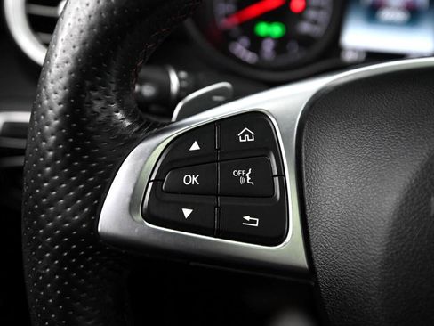 Used 2018 Mercedes-Benz GLC 43 AMG image 32