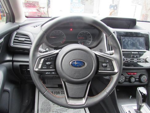Used 2018 Subaru Crosstrek 2.0i Premium image 17