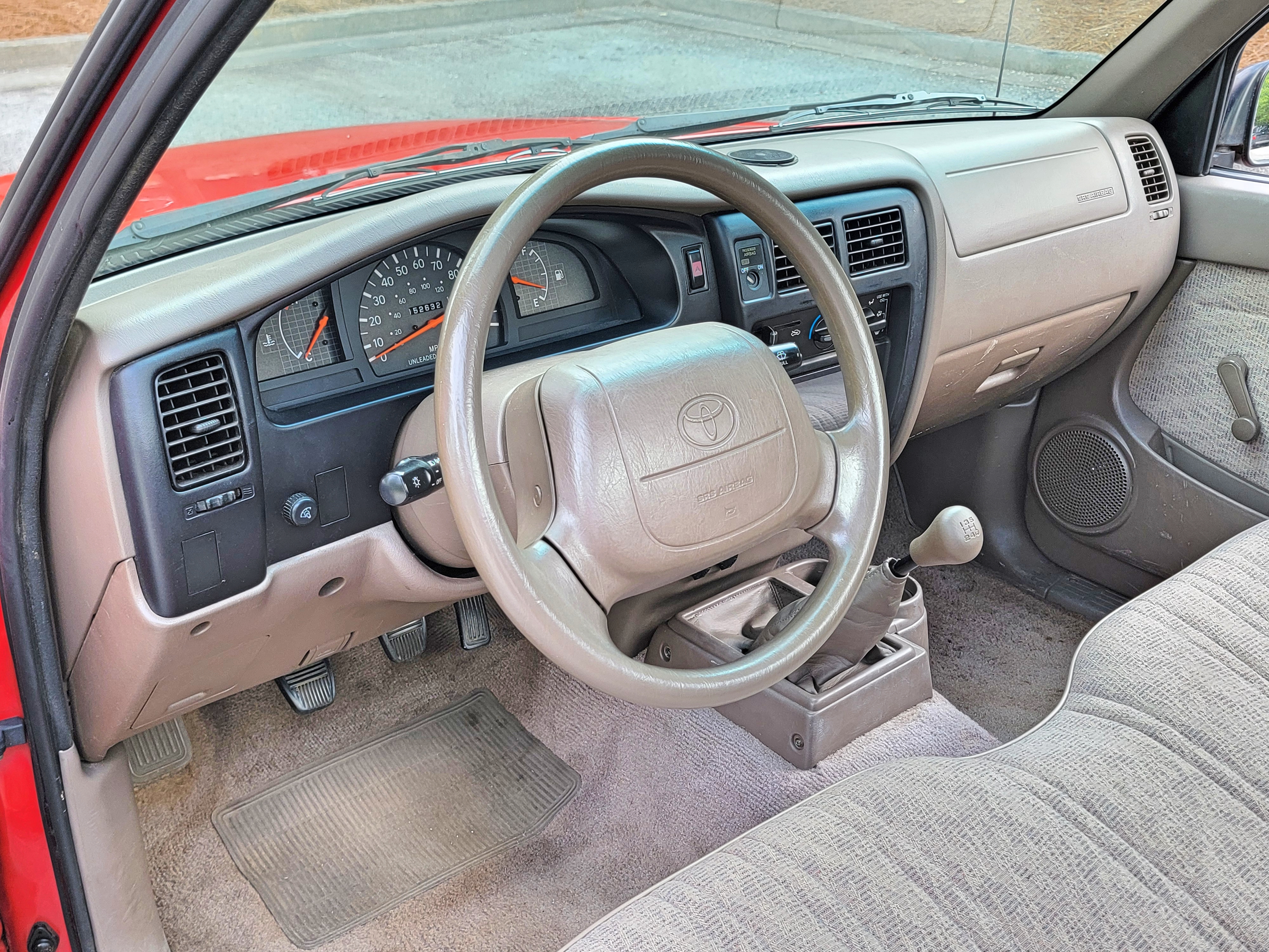 Used 1999 Toyota Tacoma 2WD Regular Cab image 25
