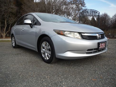 Used 2012 Honda Civic LX image 6