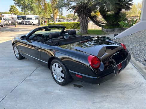 Used 2002 Ford Thunderbird UNAVAIL RWD image 10