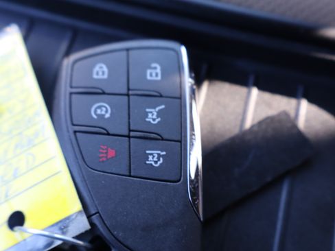 Used 2021 Chevrolet Suburban Premier image 50