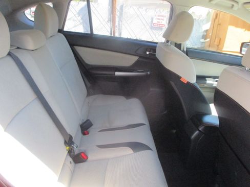 Used 2016 Subaru Crosstrek 2.0i Premium image 14