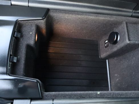 Used 2018 BMW 540i xDrive image 31