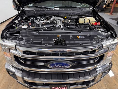 Used 2020 Ford F350 Lariat image 10