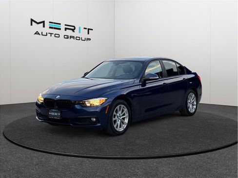 Used 2017 BMW 320i xDrive Sedan image 4