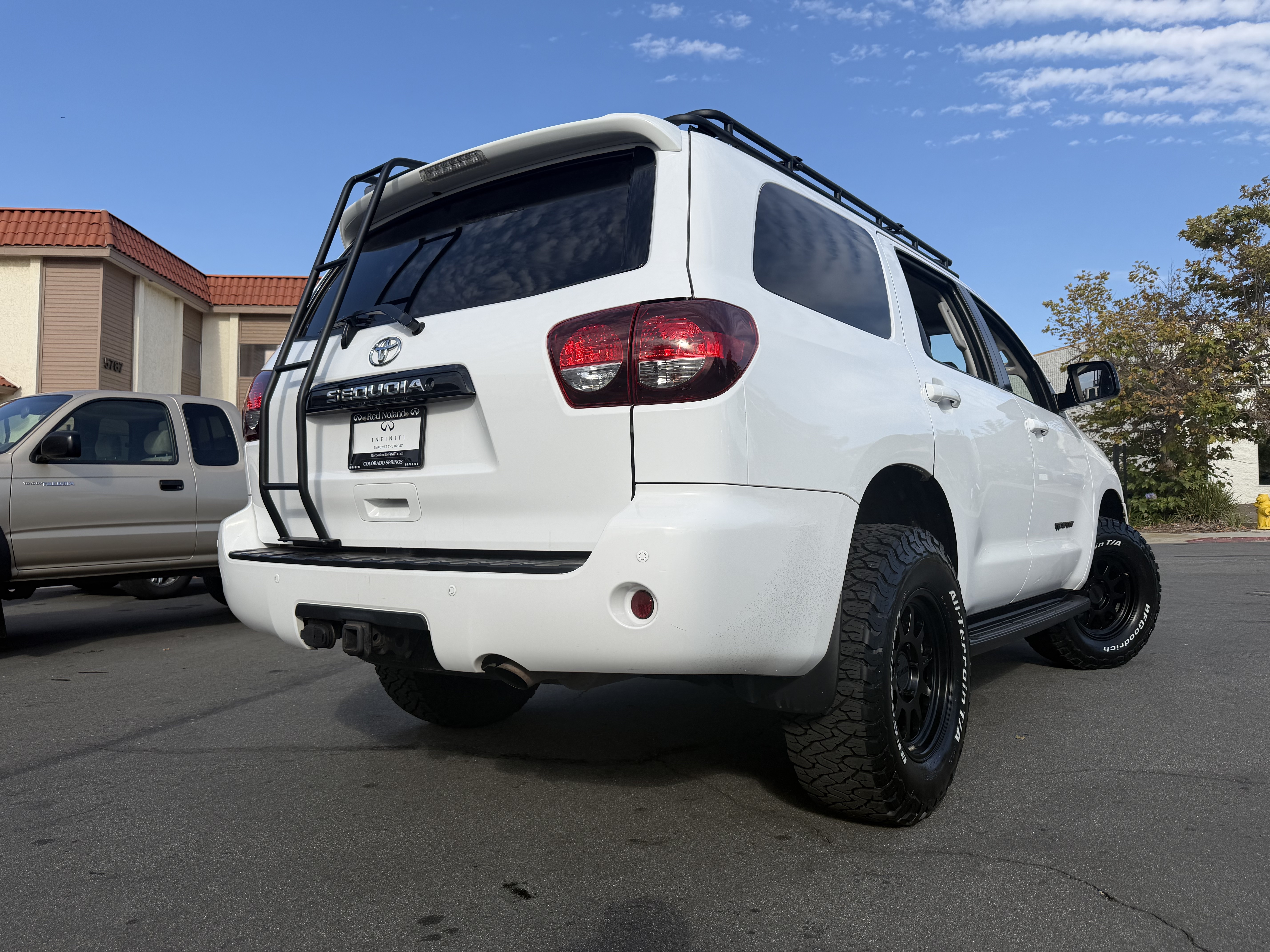 Used 2018 Toyota Sequoia TRD Sport AWD/4WD image 14