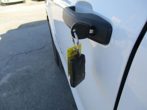 Used 2019 Chevrolet Silverado 1500 LD image 11