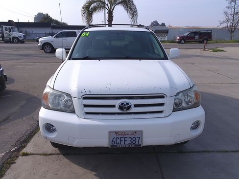 Used 2004 Toyota Highlander image 5