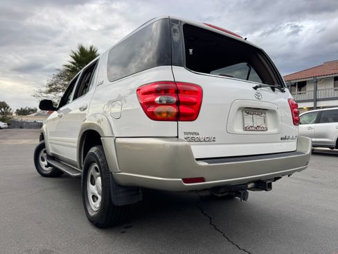 Used 2004 Toyota Sequoia SR5 image 6
