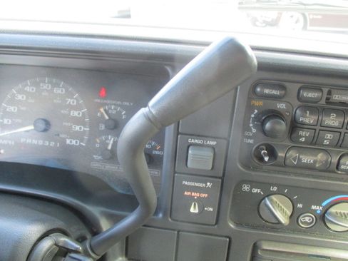 Used 1998 GMC Sierra 1500 SLE image 34