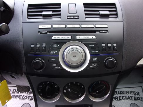 Used 2010 MAZDA MAZDA3 s Sport image 10