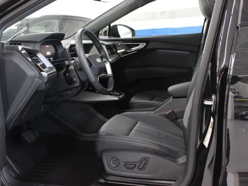 Used 2025 Audi Q4 e-tron Premium RWD image 16