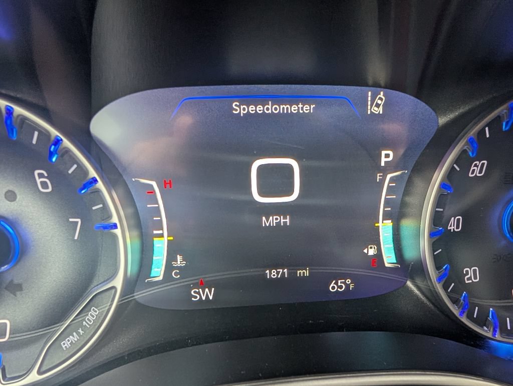 Used 2026 Chrysler Pacifica Select FWD image 11