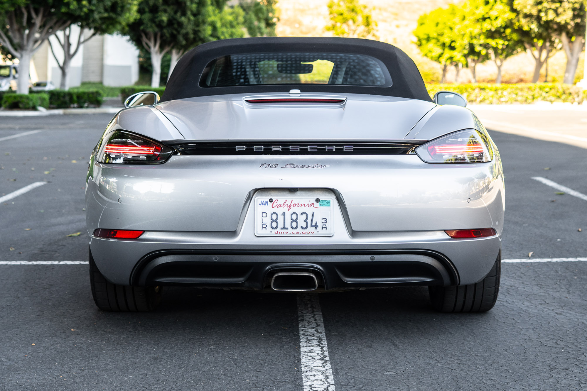 Used 2018 Porsche 718 Boxster RWD image 16