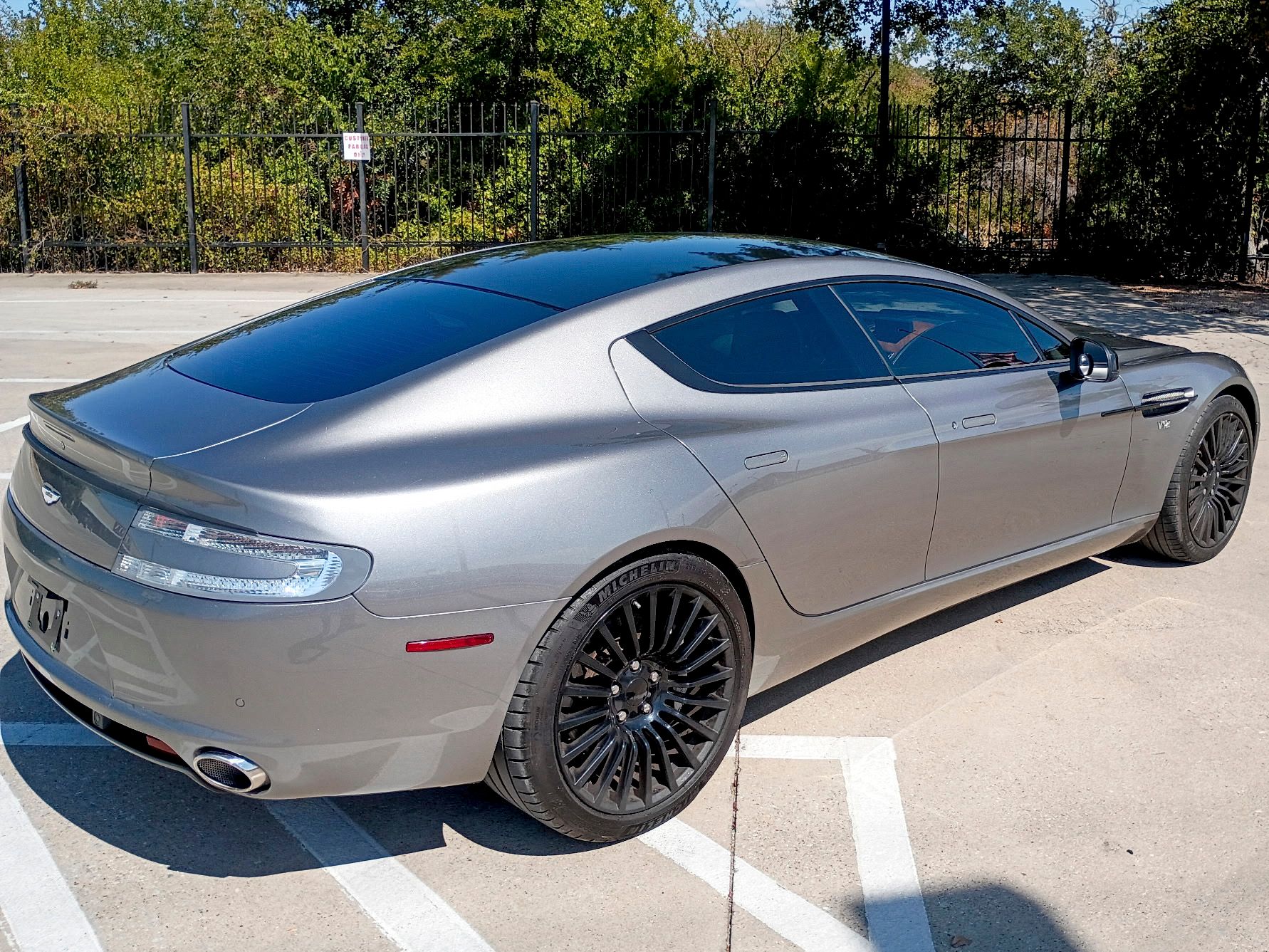 Used 2012 Aston Martin Rapide Luxe RWD image 3