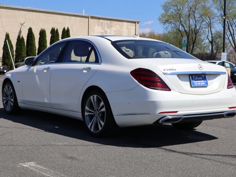 Used 2020 Mercedes-Benz S 560e image 6
