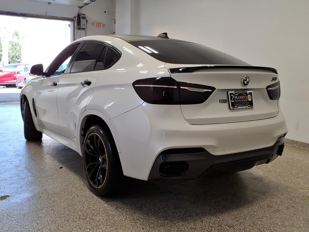 Used 2018 BMW X6 xDrive35i w/ M-Sport Package AWD/4WD image 6
