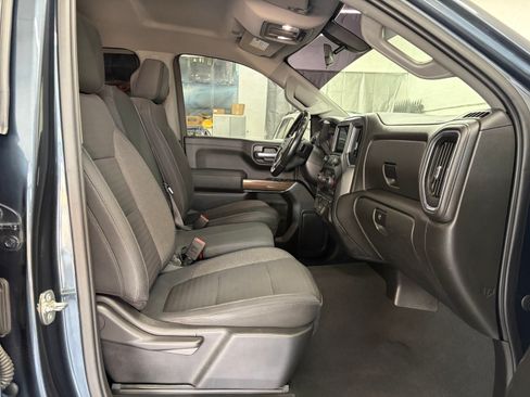 Used 2019 Chevrolet Silverado 1500 2WD Double Cab RST image 14
