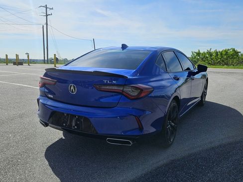 Used 2022 Acura TLX image 4