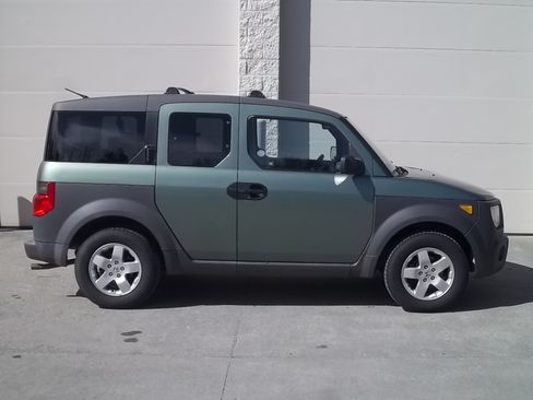 Used 2004 Honda Element EX image 6