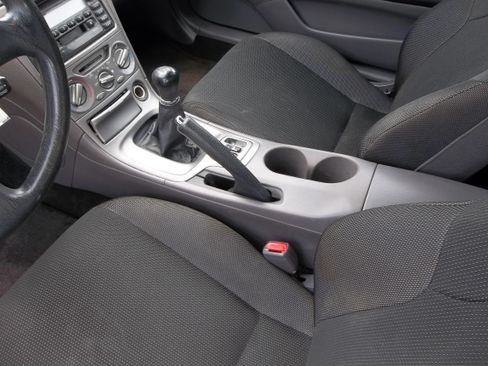 Used 2001 Toyota Celica GT FWD image 8