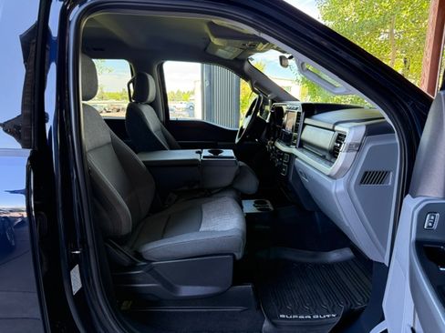 Used 2024 Ford F350 4x4 Crew Cab Super Duty image 19