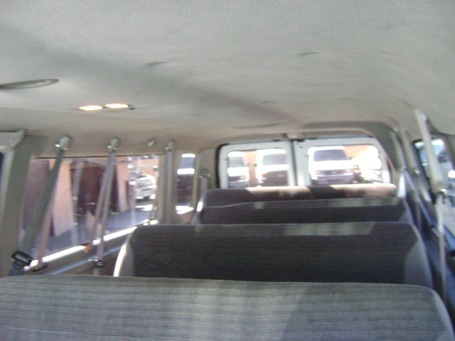 Used 2003 Ford E-350 and Econoline 350 Extended Super Duty RWD image 13