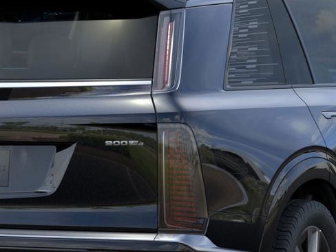 New 2026 Cadillac Vistiq Luxury image 11