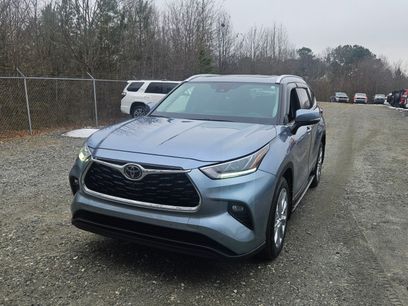Used 2021 Toyota Highlander Limited