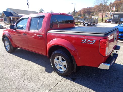 Used 2008 Nissan Frontier SE image 3