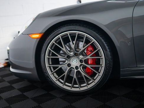 Used 2017 Porsche 911 Targa 4S image 10