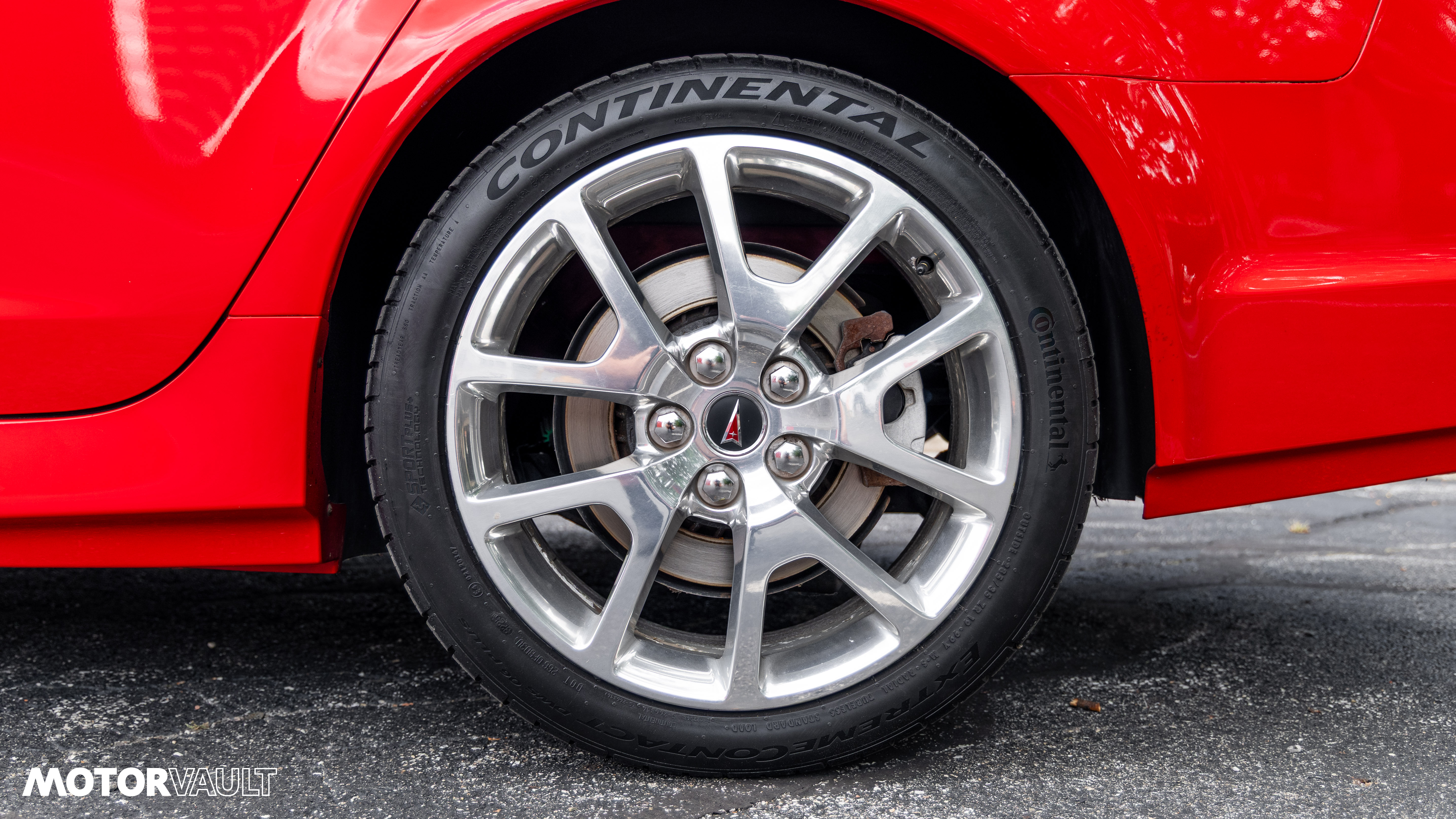 Used 2009 Pontiac G8 GXP RWD image 21