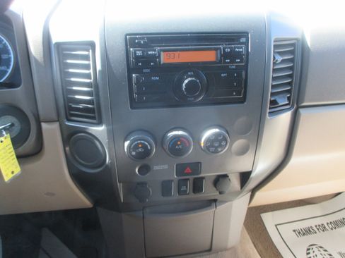 Used 2014 Nissan Titan S Pickup 4D 5 1/2 ft RWD image 7